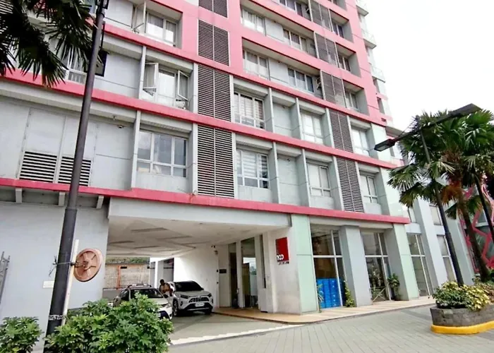 Sunshine 100 Plaza Capsule hotel Manila